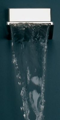 lacava-waterfall-showerhead.jpg