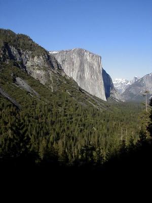 entrance-to-yosemite--view-