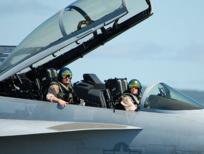 F/A-18F Super Hornet pilot and weapons officer