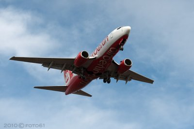 air berlin approaching rwy 12 vienna