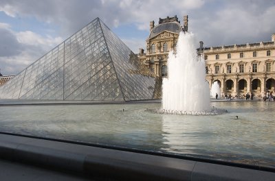 Pyramide du Louvre - I.M. Pei