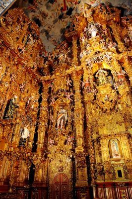 Altar in Church of San Francisco Javier, Tepotzotlan