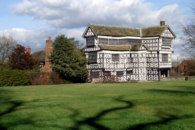 0199 moreton hall.jpg