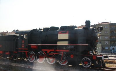 Train to Bandirma 046 old steam train.jpg