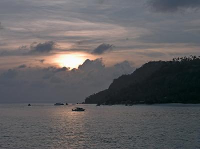 g3/73/569773/3/56253046.2005032427171PulauAur.jpg