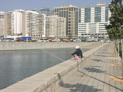 20041126 069 Macau hh fishing.jpg