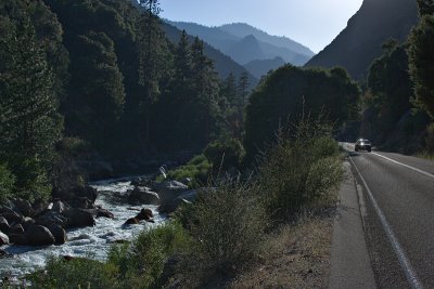 Afternoon drive along Kings River