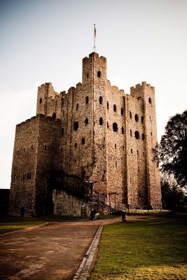 Rochester castle grounds