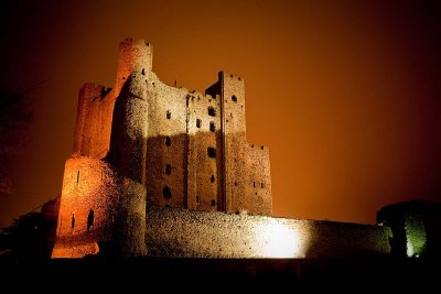 Rochester castle at night