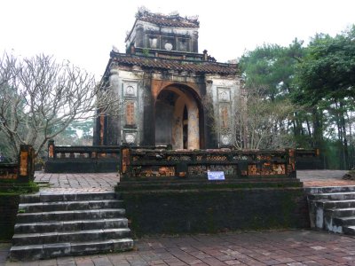 Here, you arrive at the Stele Pavilion, which houses the biggest stone tablet in Vietnam (weighing 20 tons).