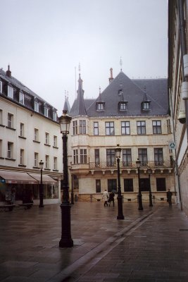A wet view of la Place Clairefontaine.