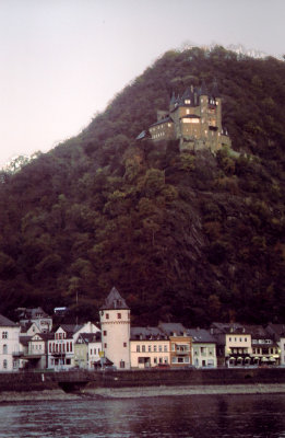 Nice castle on the hill overlooking the Rhine!