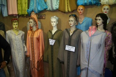 These djellabas (wool or cotton hooded outer garments) were also for sale in the dress shop in Meknès.