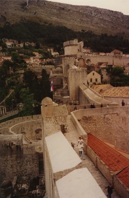 One can see how long and elaborate city wall is from this photo. Note the Croatian flag.
