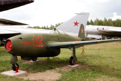 Ya 17 Fighter.JPG