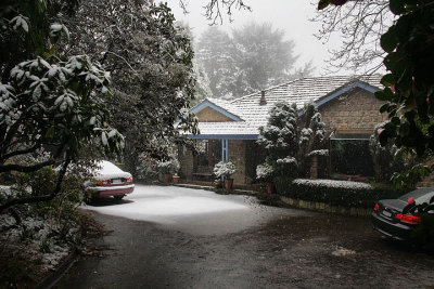 Snow in the Dandenongs 2008