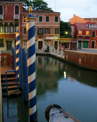 26 Venice-Canal.JPG