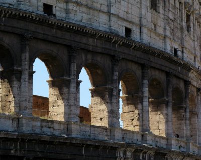 39 Rome-Colosseum.JPG