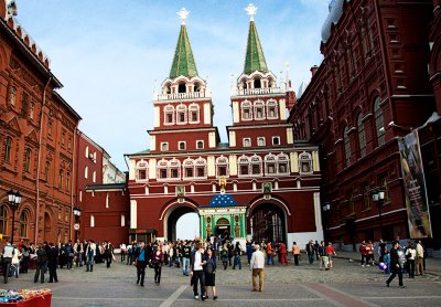 Gates to Red Square 7716.jpg