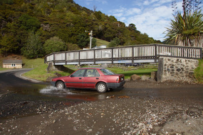 Crossing the Ford Little Huia 8801