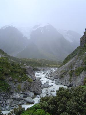Our walk through the Hooker Valley in very bad weather!.JPG