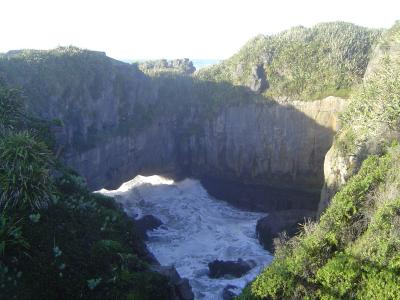 g3/74/267674/3/55415005.WestCoastPancakeRocksJacksBlowhole.jpg