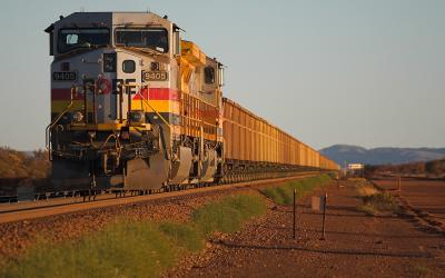 1920x1200_Rosella_Siding_Train_2.jpg