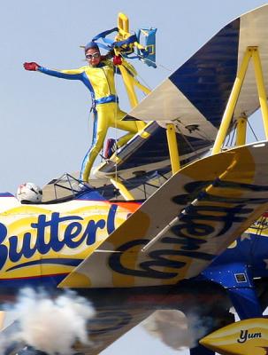 UTTERLY BUTTERLY FLYING CIRCUS