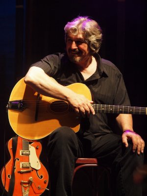AcousticStrings200906.jpg