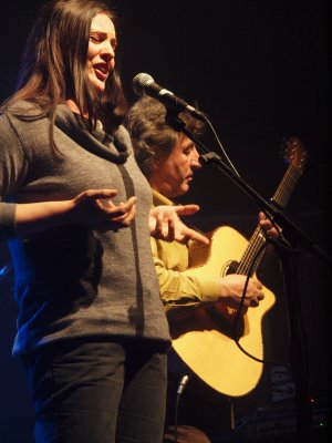 AcousticStrings200933.jpg