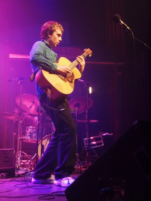 AcousticStrings200938.jpg