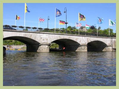 g3/74/613374/3/53852077.StLLaVire3.jpg