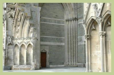 g3/74/613374/3/53852339.StLNotreDame1.jpg