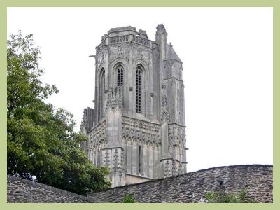 g3/74/613374/3/53852350.StLNotreDame6.jpg