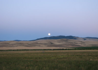 Full Moon over Montana.jpg