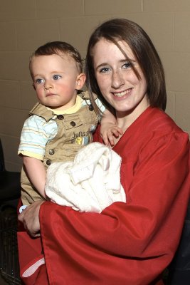 2010-mohawk-graduation005.jpg