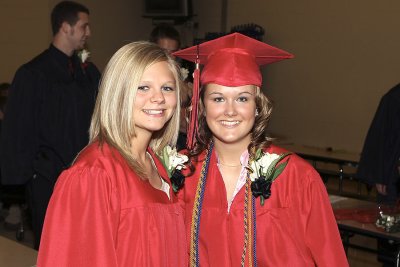 2010-mohawk-graduation011.jpg