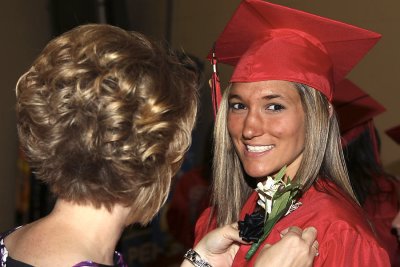 2010-mohawk-graduation013.jpg