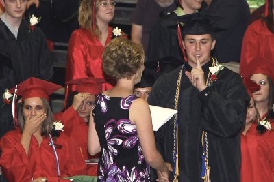 2010-mohawk-graduation104.jpg