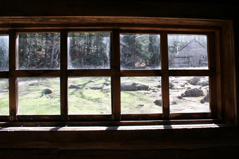 Window01