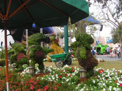 Disney characters shrubbery