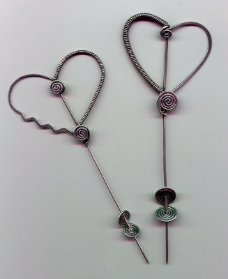 Sandi's Design Heart Pins