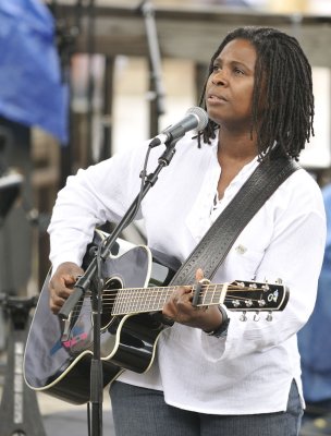 Ruthie Foster.jpg