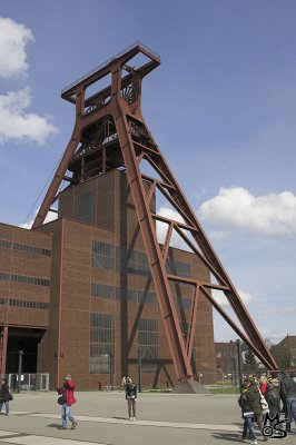 LJ6U34509-01_Zeche Zollverein.jpg