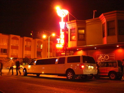 Club 500; Bachelorette Party in limousine