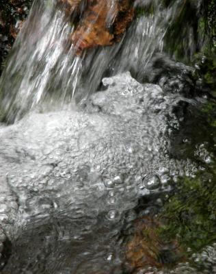 g3/75/283775/3/57936720.bubbles.jpg