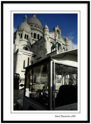 Montmartre, train and church