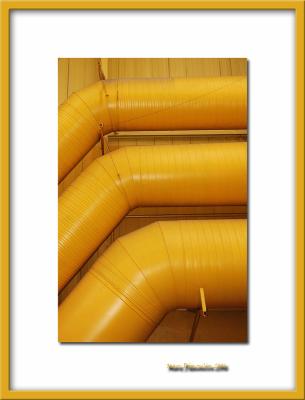 Yellow air ducts , Le Bourget