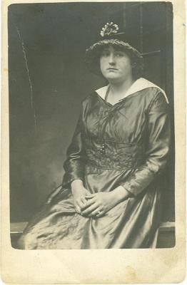 Mamie Pearl Kimes Davis.jpg