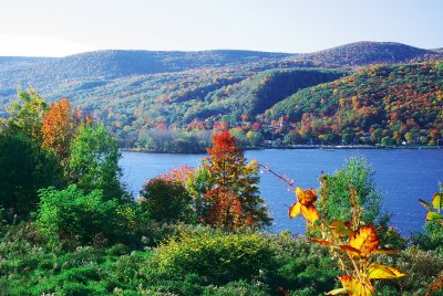 Hammondsport, NY - Autumn Colours 2 - Oct 2007 SP web.jpg